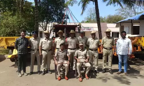 Karnataka : चोरी हुआ ट्रैक्टर, ट्रेलर जिसकी कीमत ₹11 लाख थी, बरामद