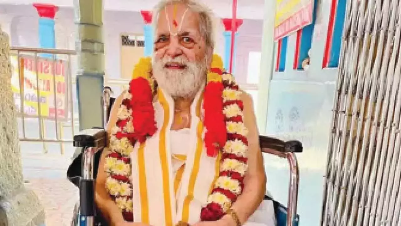 Telangana : चिलकुर बालाजी मंदिर के सुंदर राजन का निधन हो गया Telangana : चिलकुर बालाजी मंदिर के सुंदर राजन का निधन हो गया