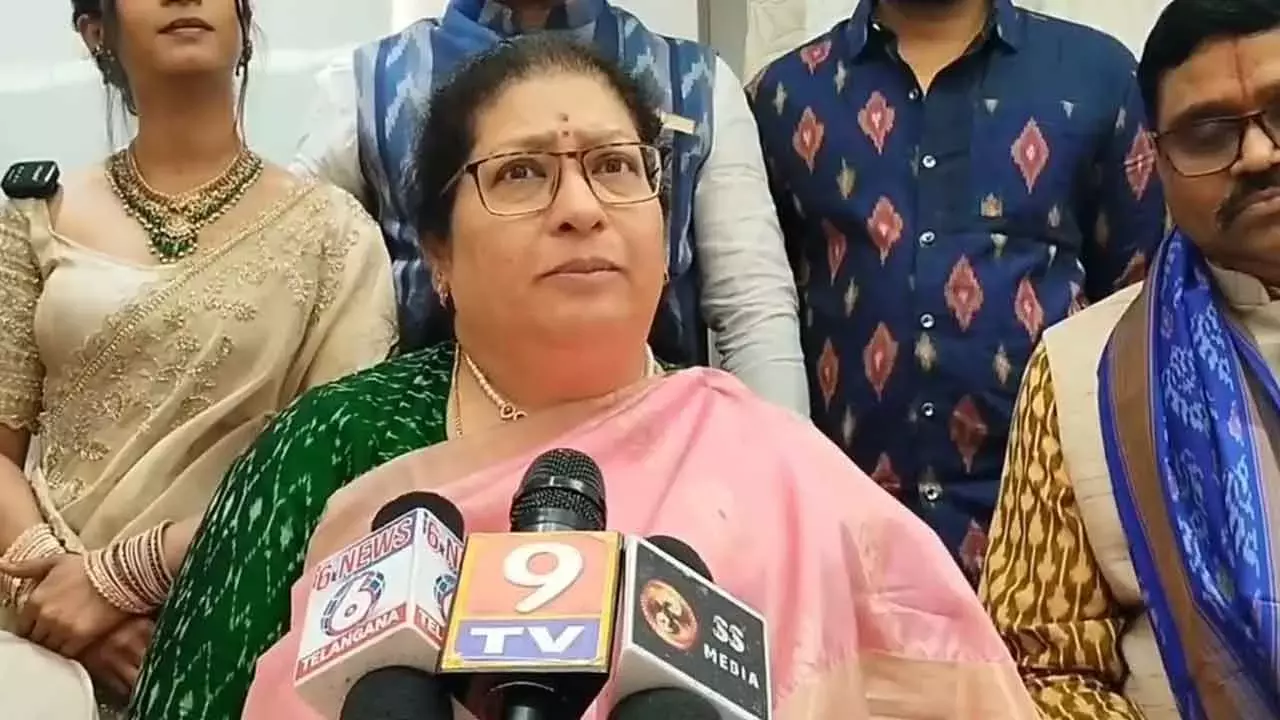 Telangana : मणिकोंडा में ‘चिटिकी लूम्स’ का उद्घाटन