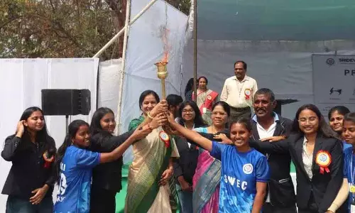 श्रीदेवी महिला Engineering College में ‘प्रतियोगिता’ खेल उत्सव का समापन श्रीदेवी महिला Engineering College में ‘प्रतियोगिता’ खेल उत्सव का समापन