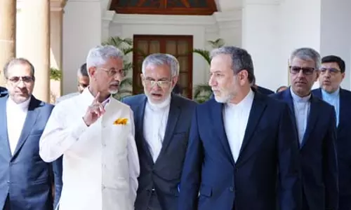 Iran और खाड़ी क्षेत्र के घटनाक्रम से भारत बहुत चिंतित: विदेश मंत्रालय Iran और खाड़ी क्षेत्र के घटनाक्रम से भारत बहुत चिंतित: विदेश मंत्रालय
