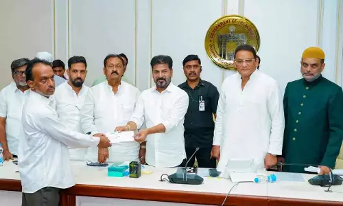 Revanth Reddy ने मदीना बस हादसे के पीड़ितों को एक्स-ग्रेटिया दी