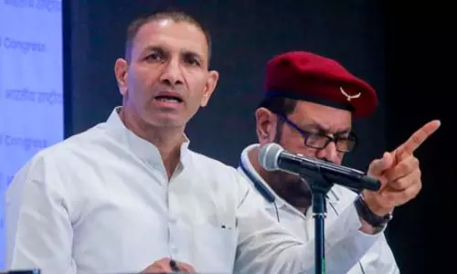 किसानों की बदहाली छुपाने के लिए प्रचार का सहारा ले रही सरकार: Jitu Patwari किसानों की बदहाली छुपाने के लिए प्रचार का सहारा ले रही सरकार: Jitu Patwari