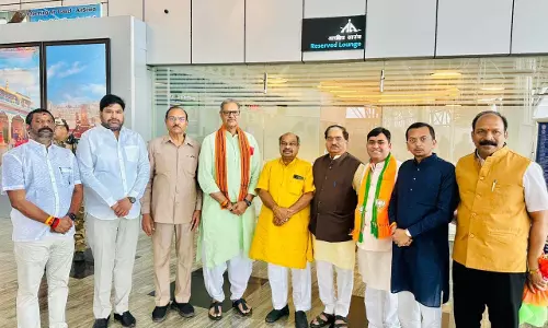 उड़ीसा के उपमुख्यमंत्री कनक वर्धन सिंहदेव का रायपुर में भव्य स्वागत उड़ीसा के उपमुख्यमंत्री कनक वर्धन सिंहदेव का रायपुर में भव्य स्वागत