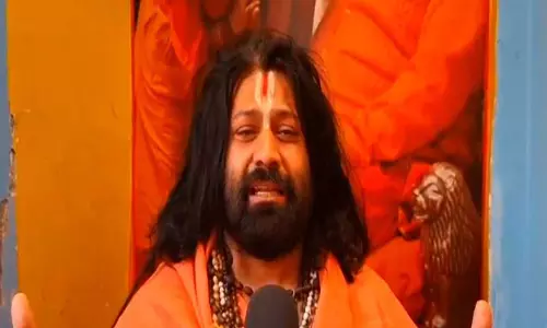 ब्रह्मचारी आशुतोष महाराज ने शंकराचार्य को High Court से राहत मिलने के बाद जान का खतरा बताया ब्रह्मचारी आशुतोष महाराज ने शंकराचार्य को High Court से राहत मिलने के बाद जान का खतरा बताया