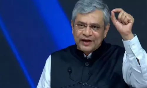 अश्विनी वैष्णव ने गुजरात में साणंद ATMP फैसिलिटी की तारीफ की
