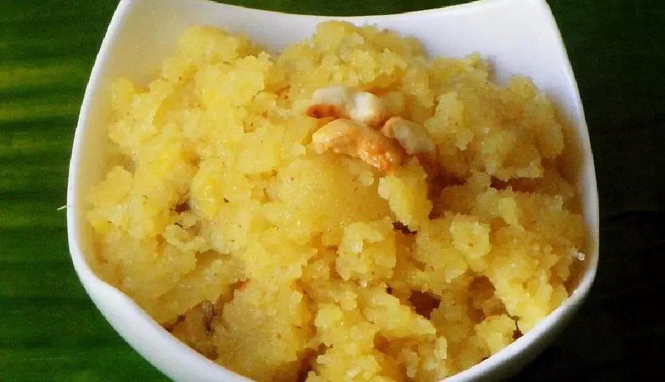 Semolina-Saffron Halwa: स्वाद और सेहत का परफेक्ट कॉम्बिनेशन Semolina-Saffron Halwa: स्वाद और सेहत का परफेक्ट कॉम्बिनेशन