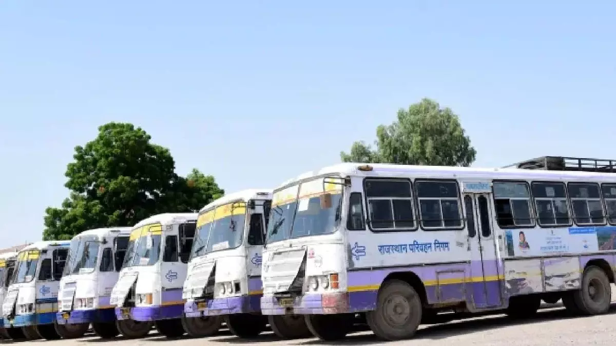 Jaipur: राजस्थान रोडवेज पहली बार लाभ में, रोडवेज के मुनाफे पर खुशी Jaipur: राजस्थान रोडवेज पहली बार लाभ में, रोडवेज के मुनाफे पर खुशी