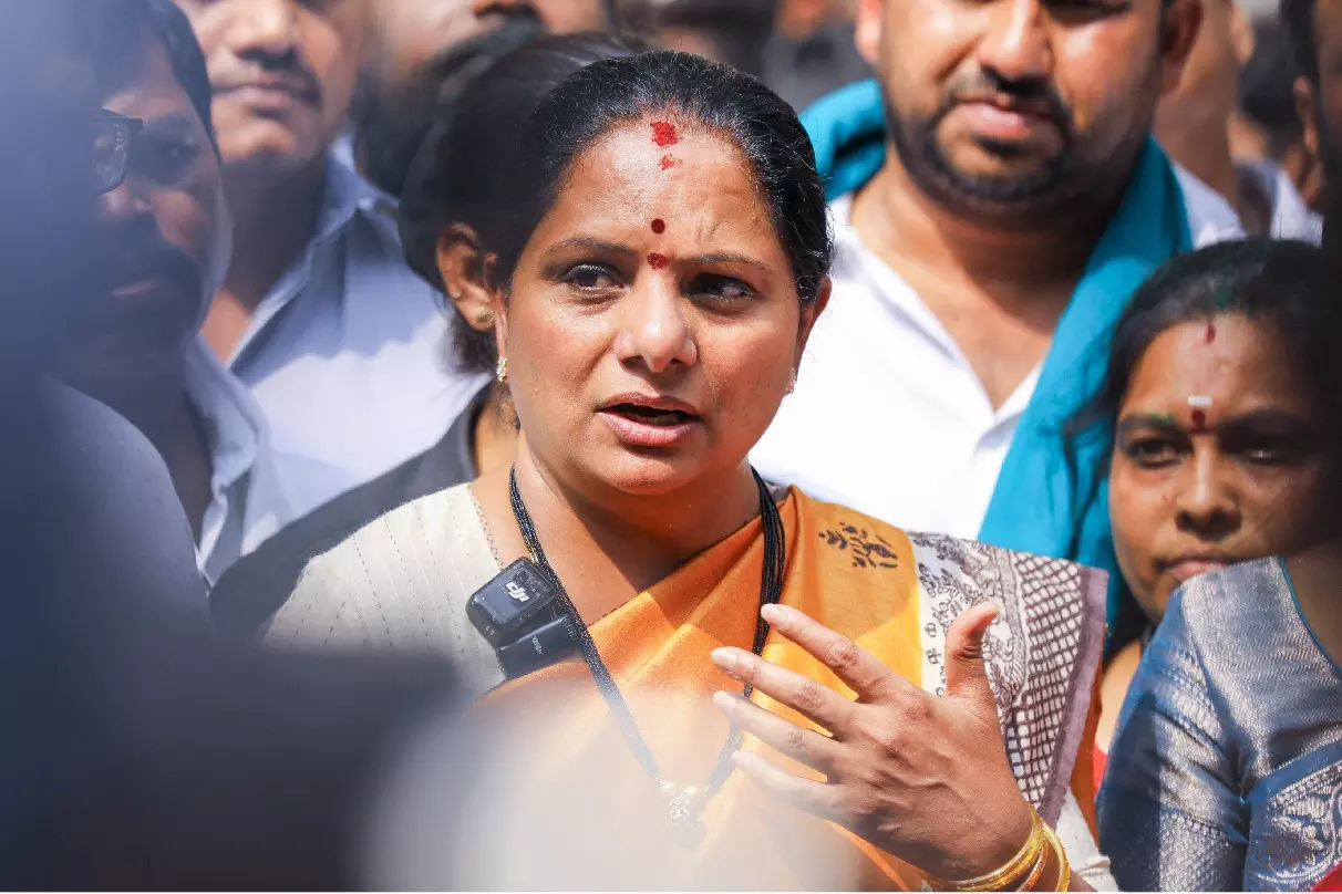 BRS अपने नेताओं के अहंकार के कारण सत्ता खो बैठी: कविता BRS अपने नेताओं के अहंकार के कारण सत्ता खो बैठी: कविता