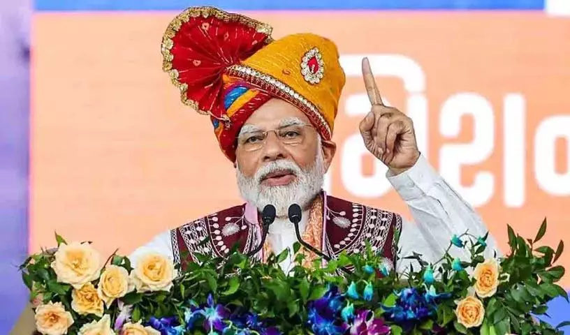 नरेंद्र मोदी ने HPV वैक्सीन अभियान शुरू किया, 21,863 जॉब लेटर बांटे नरेंद्र मोदी ने HPV वैक्सीन अभियान शुरू किया, 21,863 जॉब लेटर बांटे