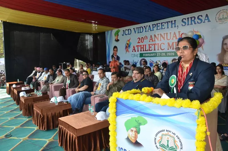 Sunil डबास ने जेसीडी विद्यापीठ में 20वीं सालाना स्पोर्ट्स मीट का उद्घाटन किया Sunil डबास ने जेसीडी विद्यापीठ में 20वीं सालाना स्पोर्ट्स मीट का उद्घाटन किया