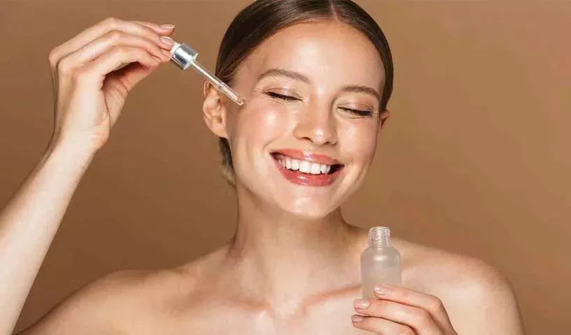 इन Face Oils का इस्तेमाल करके आप अपनी स्किन को चमकदार बना सकते इन Face Oils का इस्तेमाल करके आप अपनी स्किन को चमकदार बना सकते