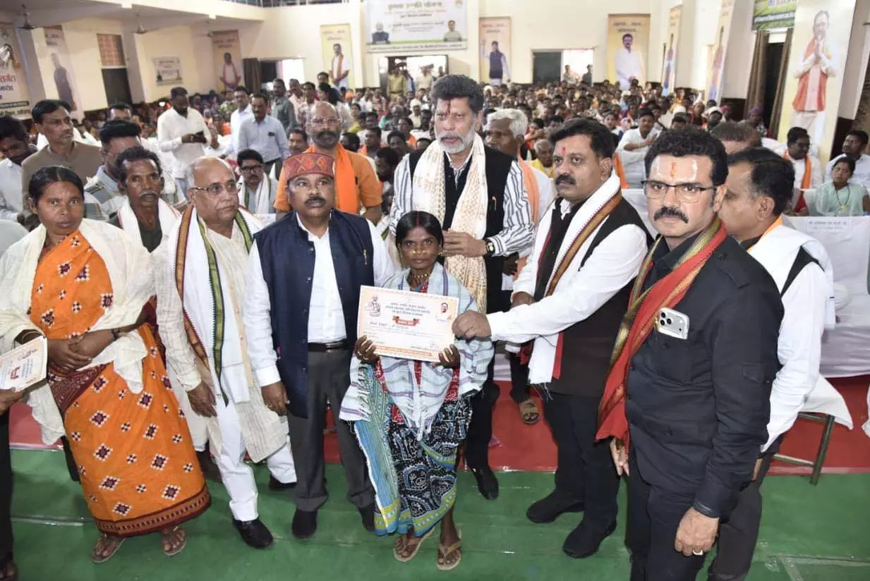 जगदलपुर के वृहद किसान सम्मेलन में उप मुख्यमंत्री विजय शर्मा हुए शामिल जगदलपुर के वृहद किसान सम्मेलन में उप मुख्यमंत्री विजय शर्मा हुए शामिल