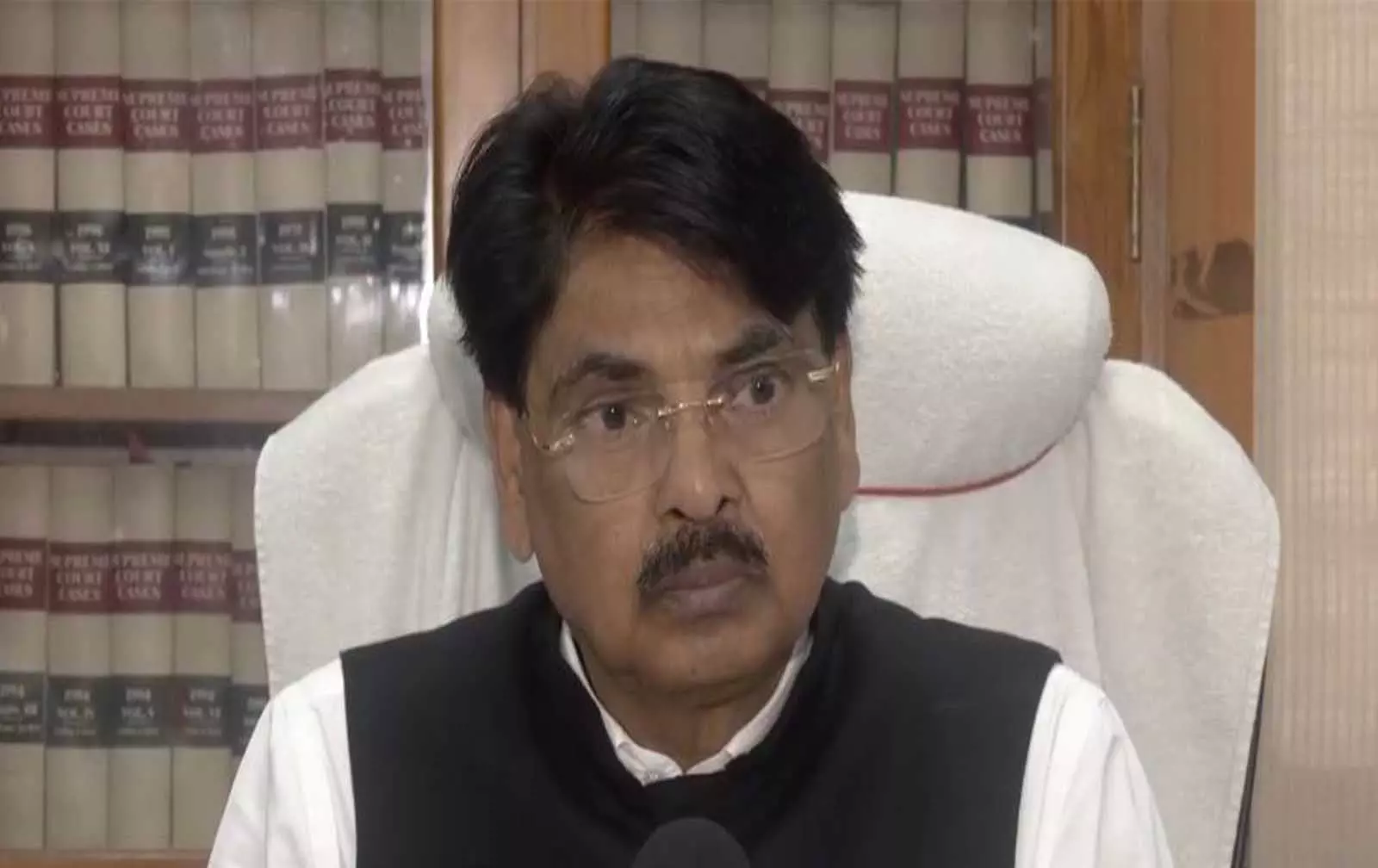 डिस्चार्ज ऑर्डर आखिरी ऑर्डर नहीं है...: एक्साइज पॉलिसी मामले में केजरीवाल के डिस्चार्ज पर BJP MP डिस्चार्ज ऑर्डर आखिरी ऑर्डर नहीं है...: एक्साइज पॉलिसी मामले में केजरीवाल के डिस्चार्ज पर BJP MP