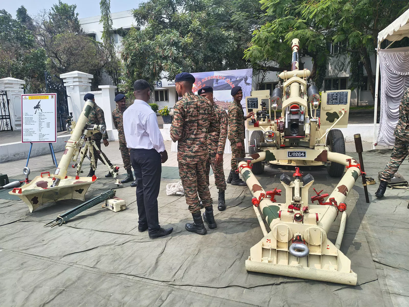 कुमारगुरु के डिफेंस करियर एक्सपो में NCC कैडेट्स और इंजीनियरों के लिए रोडमैप बताया गया कुमारगुरु के डिफेंस करियर एक्सपो में NCC कैडेट्स और इंजीनियरों के लिए रोडमैप बताया गया