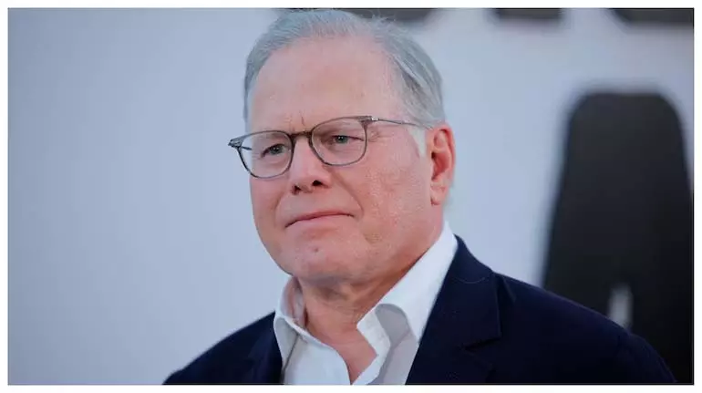 David Zaslav ने कैसे पासा पलटा और पीक पर वार्नर ब्रदर्स डिस्कवरी को बेचा David Zaslav ने कैसे पासा पलटा और पीक पर वार्नर ब्रदर्स डिस्कवरी को बेचा