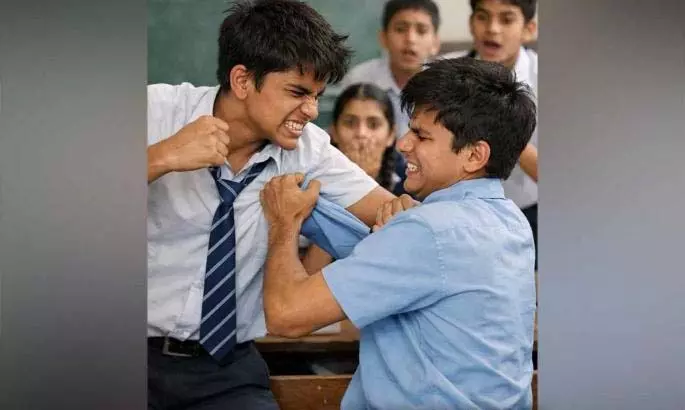 Junnar: मामूली विवाद जानलेवा बना, 9वीं क्लास के स्टूडेंट ने दो लोगों को चाकू मारा Junnar: मामूली विवाद जानलेवा बना, 9वीं क्लास के स्टूडेंट ने दो लोगों को चाकू मारा