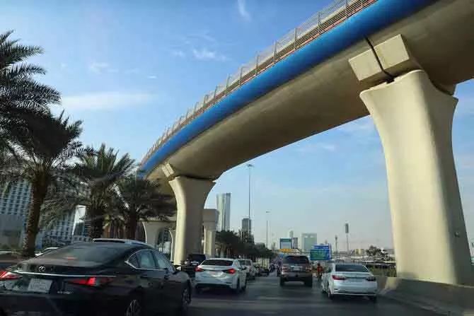 Saudi Arabia में इफ़्तार से पहले ट्रैफिक एक्सीडेंट की चेतावनी Saudi Arabia में इफ़्तार से पहले ट्रैफिक एक्सीडेंट की चेतावनी