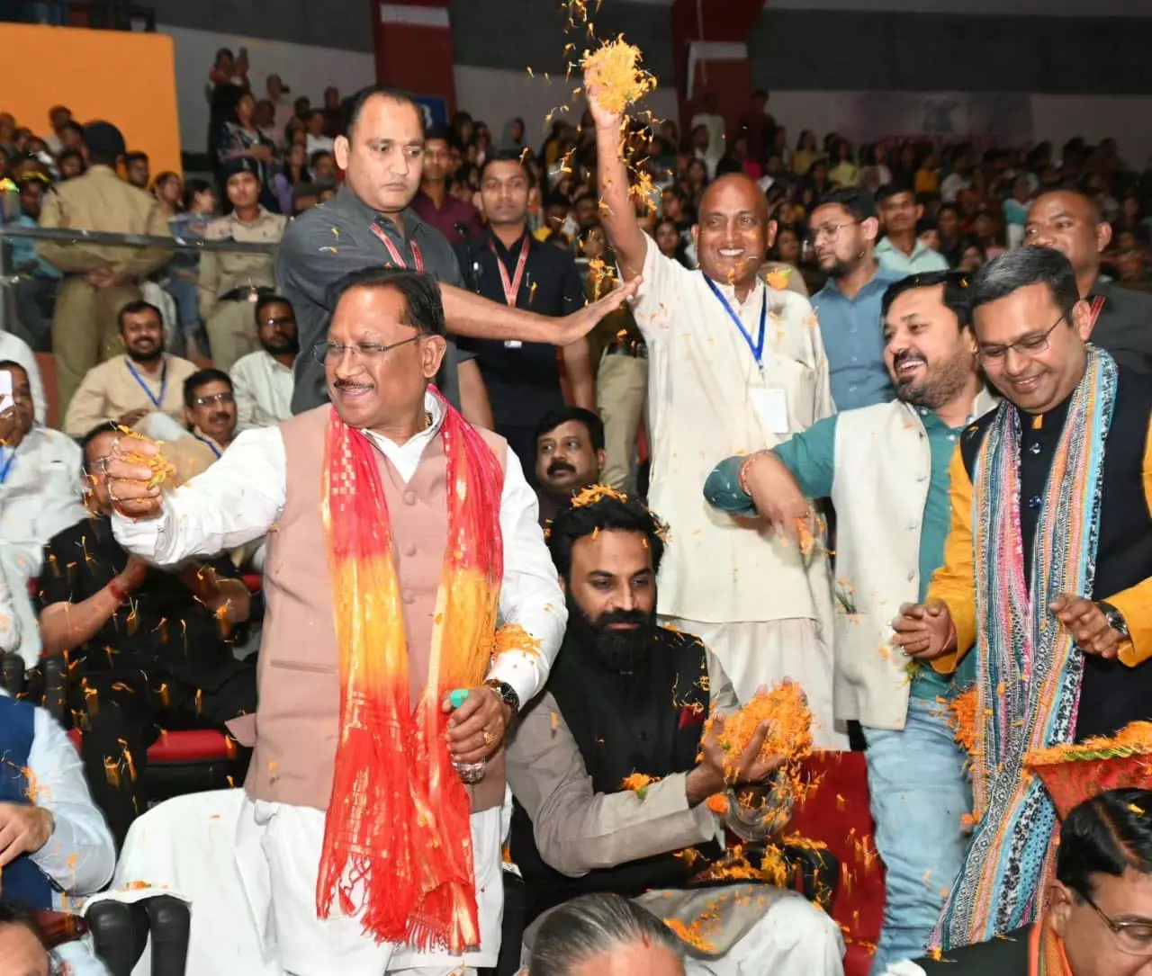 मुख्यमंत्री साय माधवास रॉक बैंड के ‘बिगेस्ट भजन क्लबिंग’ कार्यक्रम में हुए शामिल मुख्यमंत्री साय माधवास रॉक बैंड के ‘बिगेस्ट भजन क्लबिंग’ कार्यक्रम में हुए शामिल