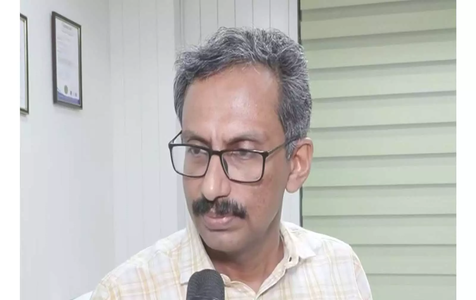 NORKA ने मिडिल ईस्ट में मलयाली लोगों के लिए 24x7 हेल्प डेस्क शुरू किया NORKA ने मिडिल ईस्ट में मलयाली लोगों के लिए 24x7 हेल्प डेस्क शुरू किया