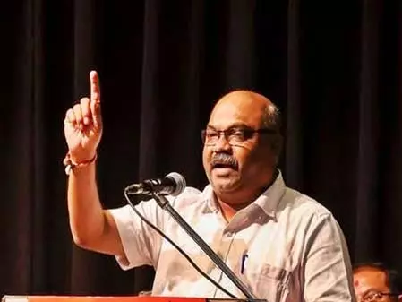 Maharashtra विधान परिषद में अवैध अप्रवासियों को लेकर छिड़ी जुबानी जंग Maharashtra विधान परिषद में अवैध अप्रवासियों को लेकर छिड़ी जुबानी जंग