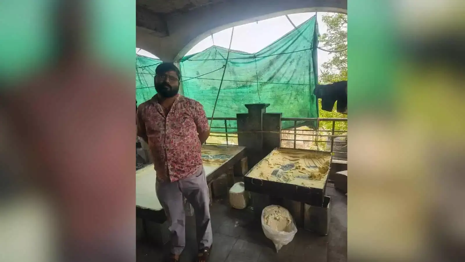ईद से पहले Hyderabad police ने जियागुडा में घटिया सेवई की फैक्ट्री पर छापा मारा