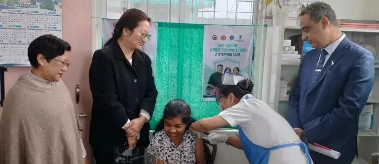 Nagaland में सर्वाइकल कैंसर के खिलाफ HPV वैक्सीनेशन शुरू किया गया Nagaland में सर्वाइकल कैंसर के खिलाफ HPV वैक्सीनेशन शुरू किया गया