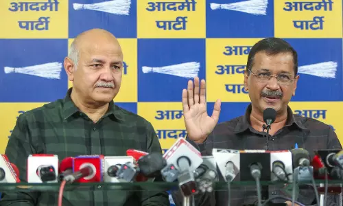 Delhi HC 9 मार्च को CBI याचिका पर केजरीवाल-सिसोदिया मामले में सुनवाई करेगा Delhi HC 9 मार्च को CBI याचिका पर केजरीवाल-सिसोदिया मामले में सुनवाई करेगा