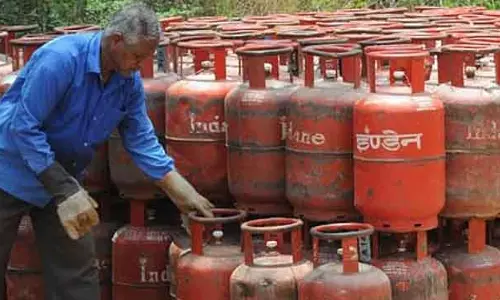 ईरान-इज़राइल-US युद्ध के बीच गैस सिलेंडर की कीमतों में गिरावट