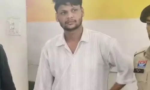 पिस्टल के साथ हिस्ट्रीशीटर गिरफ्तार, उरला में बड़ी वारदात हुआ नाकाम पिस्टल के साथ हिस्ट्रीशीटर गिरफ्तार, उरला में बड़ी वारदात हुआ नाकाम
