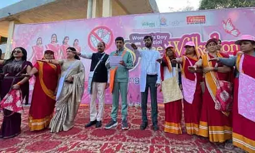 Indore : साड़ी वॉकथॉन ने पूरे शहर में फैलाया स्वच्छता का संदेश