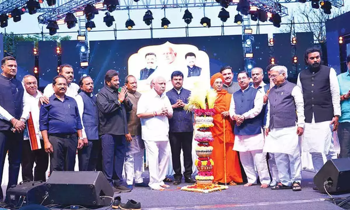 Karnataka: येदियुरप्पा का 84वां जन्मदिन मनाया गया, नेताओं ने की तारीफ