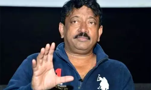 राम गोपाल वर्मा ने AI को एक “सुनामी” बताया जो “इंडस्ट्री को बहा ले जाएगी” राम गोपाल वर्मा ने AI को एक “सुनामी” बताया जो “इंडस्ट्री को बहा ले जाएगी”
