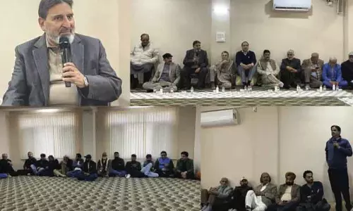 Altaf Bukhari ने पार्टी की प्रांतीय बैठक की अध्यक्षता, राजनीतिक परिदृश्य पर चर्चा