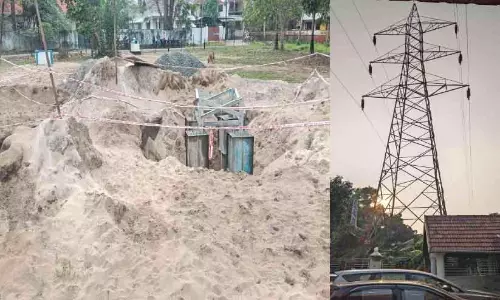 Kerala : बिजली के तार लगाने के काम में देरी, ओवरपास बनाने में रुकावट आएगी Kerala : बिजली के तार लगाने के काम में देरी, ओवरपास बनाने में रुकावट आएगी