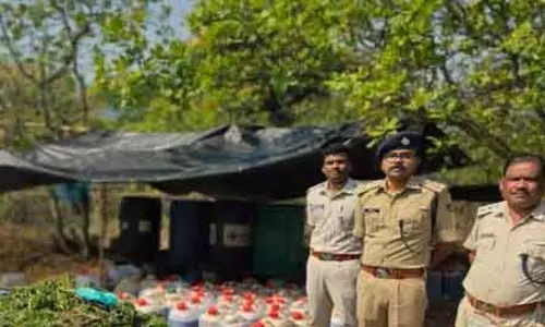 Odisha पुलिस ने कोरापुट में हशीश तेल रैकेट की जांच के लिए SIT गठित की Odisha पुलिस ने कोरापुट में हशीश तेल रैकेट की जांच के लिए SIT गठित की