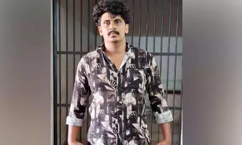 Kerala : वडकारा में प्रतिबंधित तंबाकू उत्पादों के साथ युवक गिरफ्तार