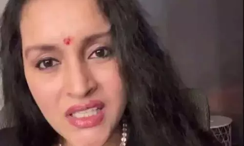 Renu Desai ने इंस्टाग्राम वीडियो में गलत कमेंट्स की आलोचना की Renu Desai ने इंस्टाग्राम वीडियो में गलत कमेंट्स की आलोचना की