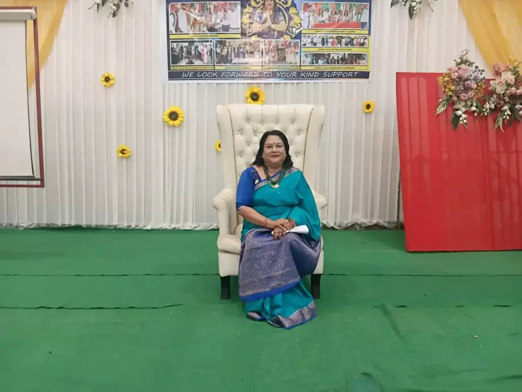 LCD ने डॉ. नीना के लिए जीत का जश्न मनाया