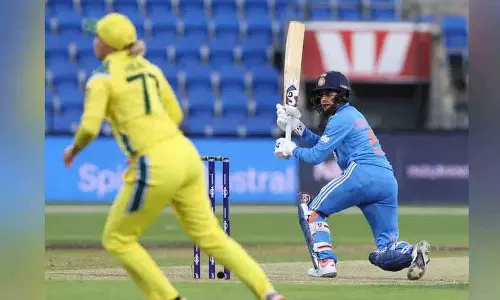 Australia ने आखिरी मैच में भारत को चौंकाकर वनडे सीरीज जीती Australia ने आखिरी मैच में भारत को चौंकाकर वनडे सीरीज जीती