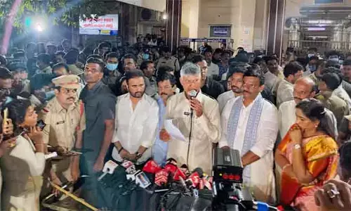 मृतकों के परिवारों को 20 लाख रुपये का मुआवजा: Chandrababu मृतकों के परिवारों को 20 लाख रुपये का मुआवजा: Chandrababu