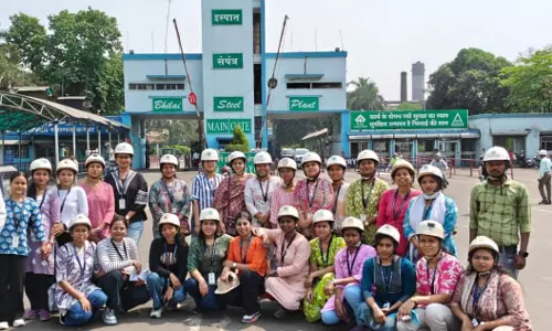 नर्सिंग स्टूडेंट ने देखा भिलाई इस्पात संयंत्र