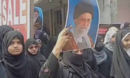 Khamenei की हत्या पर हैदराबाद में विरोध प्रदर्शन शुरू
