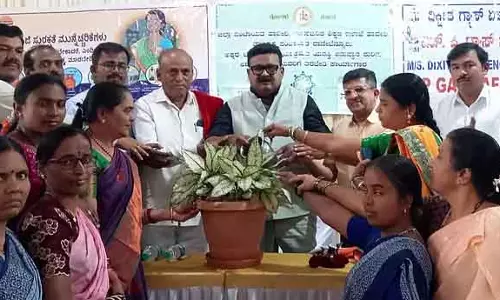 रसोई कर्मचारियों पर ज़्यादा ज़िम्मेदारी: MLA प्रकाश कोलीवाड़ा रसोई कर्मचारियों पर ज़्यादा ज़िम्मेदारी: MLA प्रकाश कोलीवाड़ा