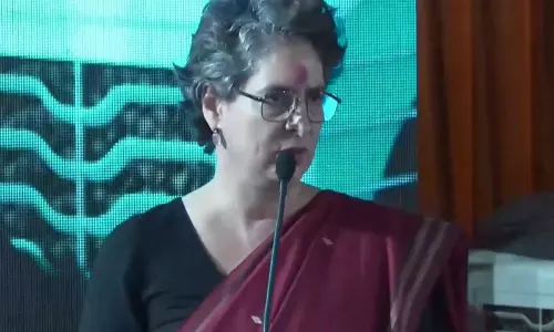 खामेनेई की मौत पर Priyanka Gandhi की प्रतिक्रिया जारी