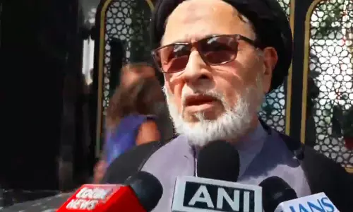 दुनिया और भी बुरे दिन देखने वाली है: शिया जामा मस्जिद के इमाम ने Iran के सुप्रीम लीडर की हत्या की निंदा की