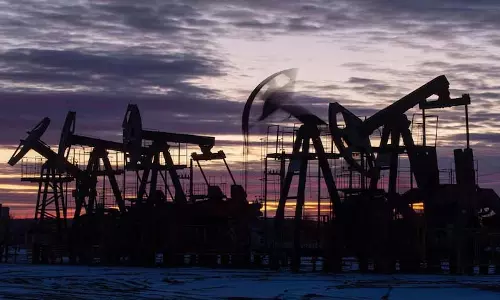 OPEC+ ने अप्रैल के लिए 206k बैरल प्रतिदिन उत्पादन बढ़ाने की पुष्टि की OPEC+ ने अप्रैल के लिए 206k बैरल प्रतिदिन उत्पादन बढ़ाने की पुष्टि की