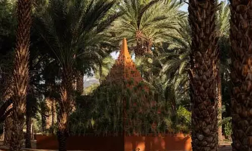 Desert X अलूला बंद, ‘लिविंग पिरामिड’ रहेगा जारी Desert X अलूला बंद, ‘लिविंग पिरामिड’ रहेगा जारी