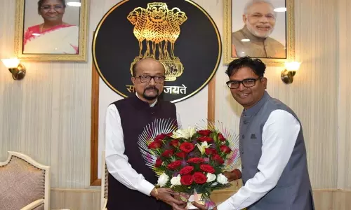 वित्तमंत्री ओपी चौधरी ने राज्यपाल रमेन डेका को दी जन्मदिन की बधाई