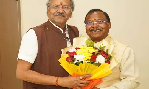 बृजमोहन अग्रवाल ने मंत्री रामविचार नेताम को दी जन्मदिन की आत्मीय बधाई बृजमोहन अग्रवाल ने मंत्री रामविचार नेताम को दी जन्मदिन की आत्मीय बधाई